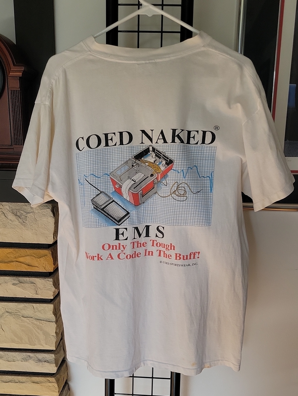 Coed Sportswear EMS T-shirt Large Cream Vintage
